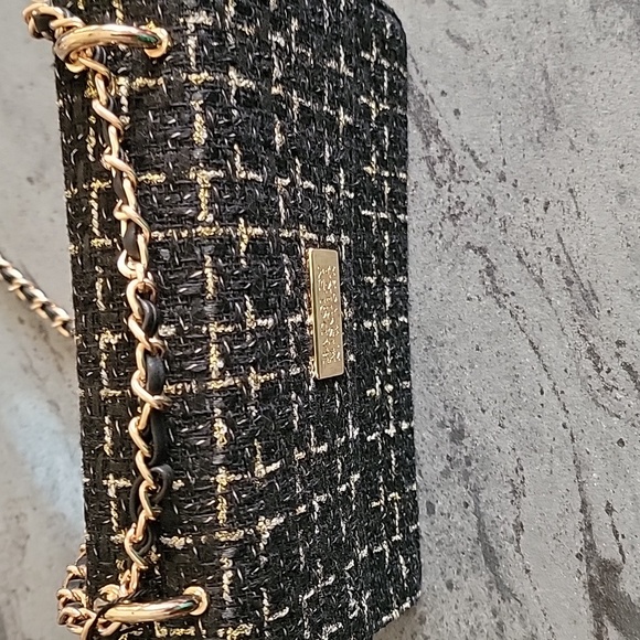 BADGLEY MISCHKA NY Tweed Shoulder Bag w/Gold Tone Chain Strap Black NWT - Picture 6 of 13